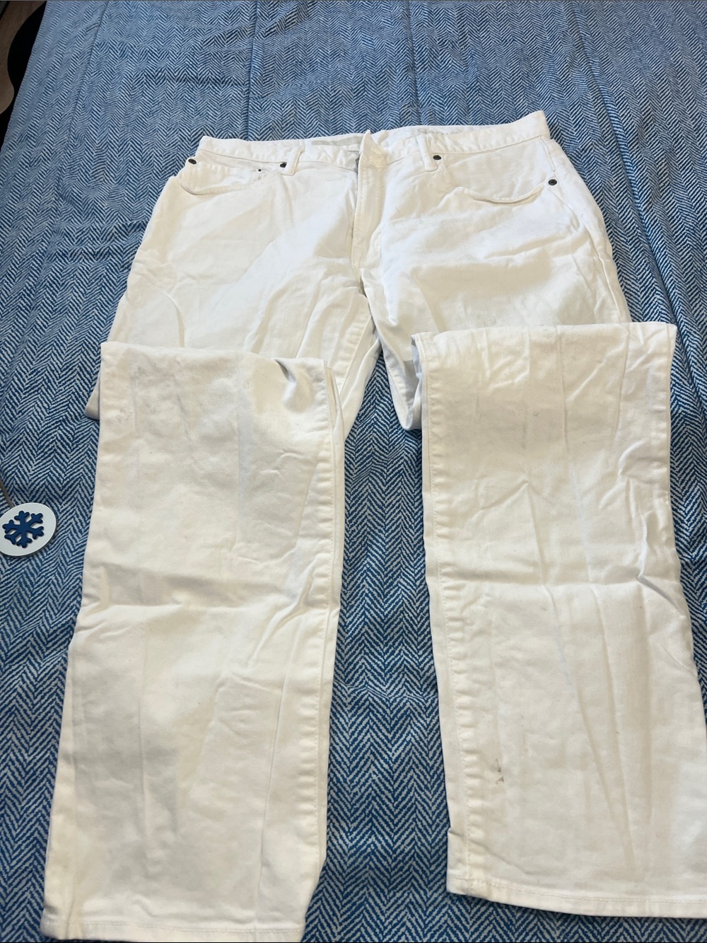GAP Men's White Straight Jeans